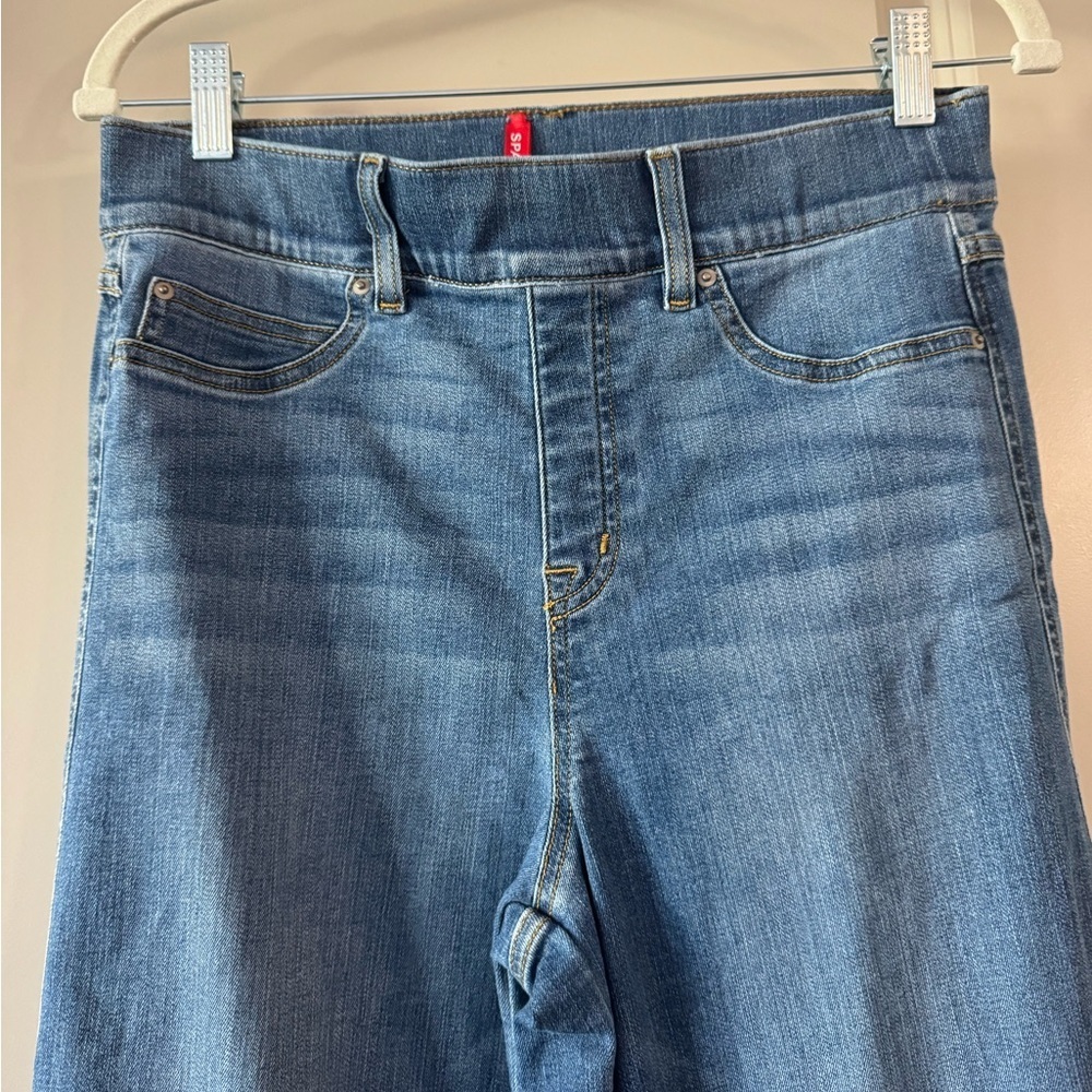 Spanx l Seamed Front Wide Leg Jean l M - Picture 7 of 12